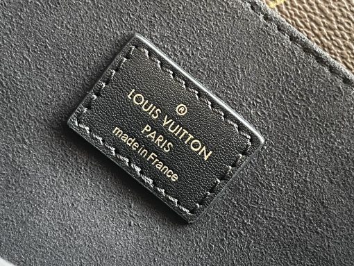 Louis Vuitton Pochette Métis Backpack M11941 - Image 10